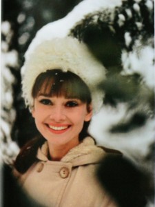 audrey-hepburn-december-postcards-from-far-away-smile-smiling-snow-favim-com-89740
